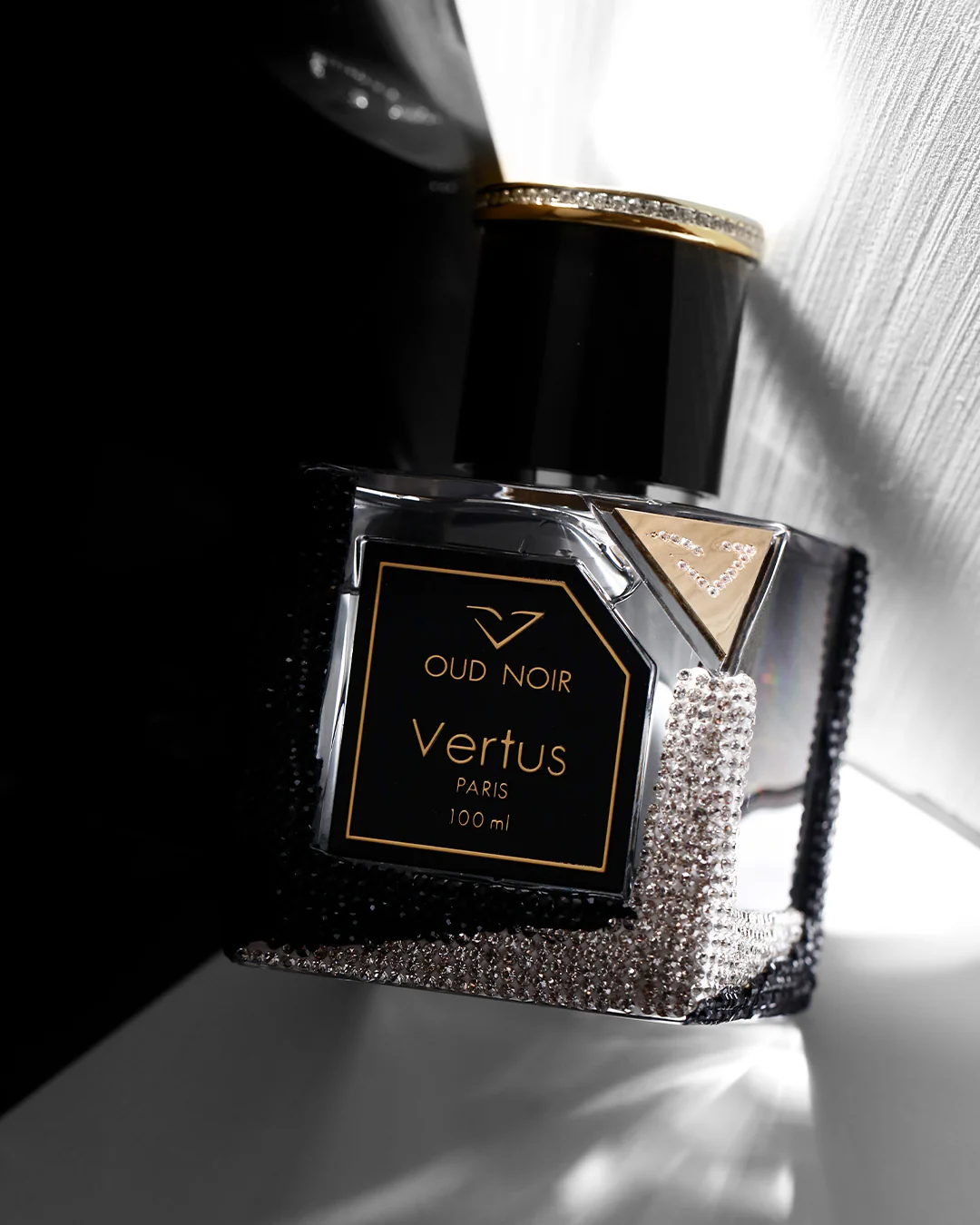 Oud Noir | Vertus Perfumes